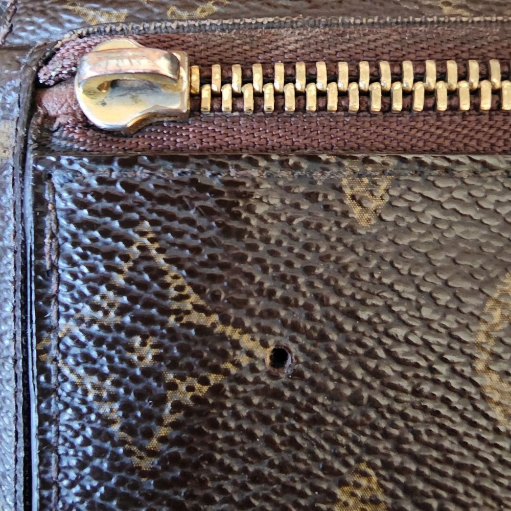 RARE auth Louis Vuitton Mono origami wallet‎ w/certificate included - Picture 8 of 9